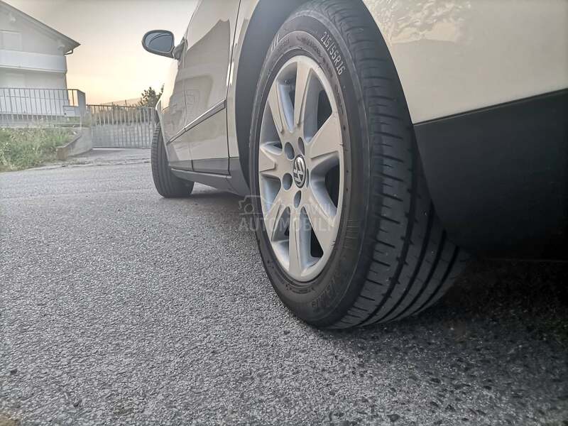 Volkswagen Passat B6 