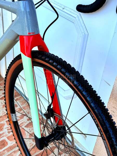 BMC Urs carbon