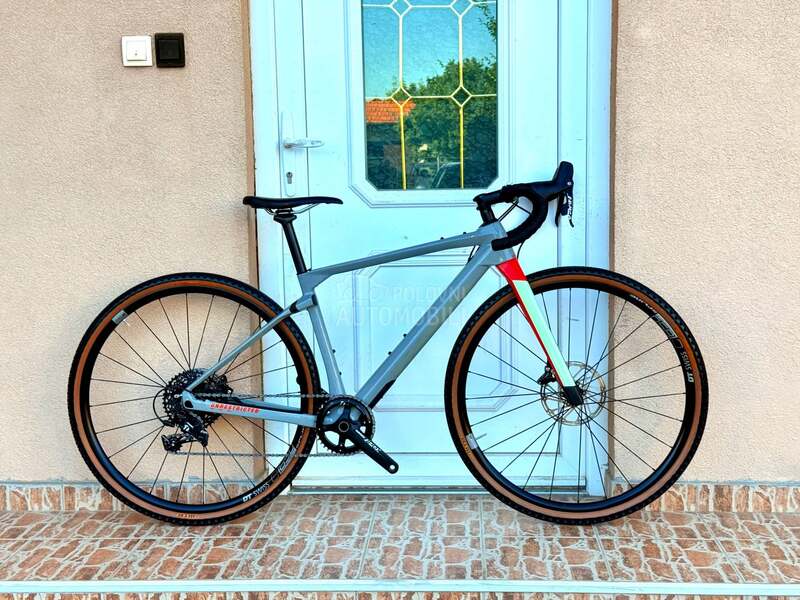 BMC Urs carbon