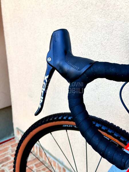 BMC Urs carbon