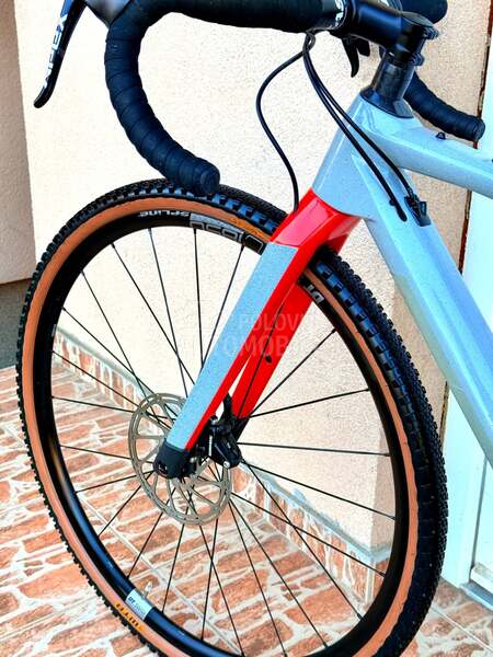 BMC Urs carbon