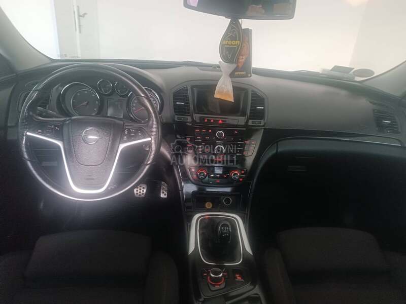 Opel Insignia 2.0cdti
