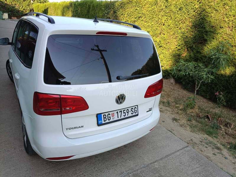 Volkswagen Touran 