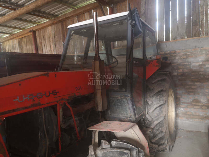 Ursus 904b