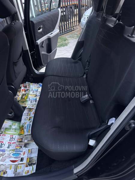 Toyota Yaris 1,3 BEN ŠVAJ NOV