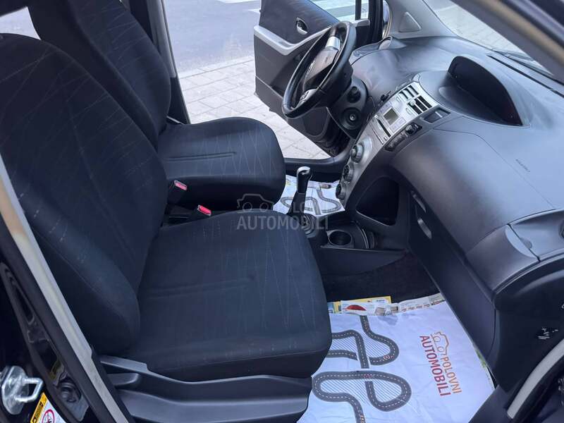 Toyota Yaris 1,3 BEN ŠVAJ NOV