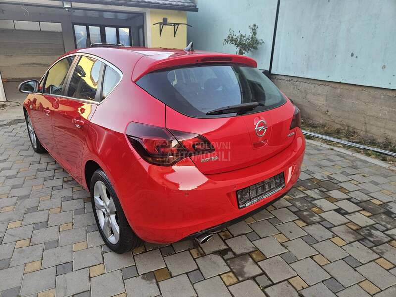 Opel Astra J 1.4 TOOP