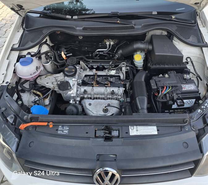 Volkswagen Polo FABRICKO STANJE