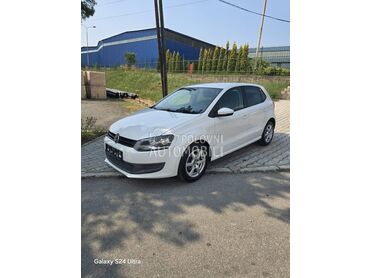 Volkswagen Polo FABRICKO STANJE