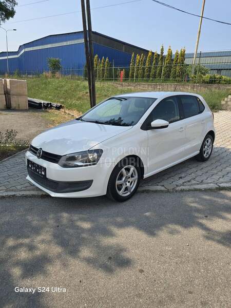 Volkswagen Polo FABRICKO STANJE