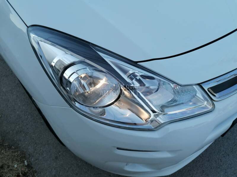 Citroen C3 1.2i SELECTION CH