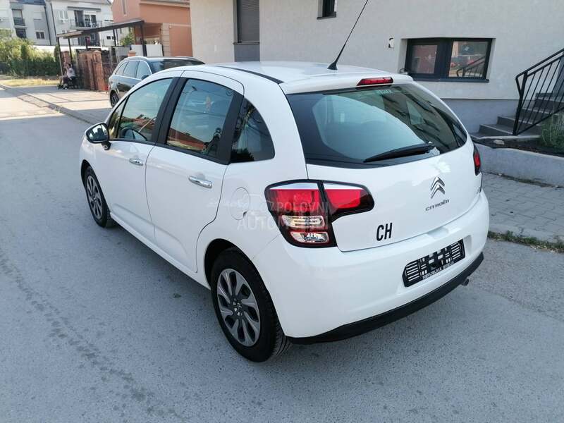 Citroen C3 1.2i SELECTION CH