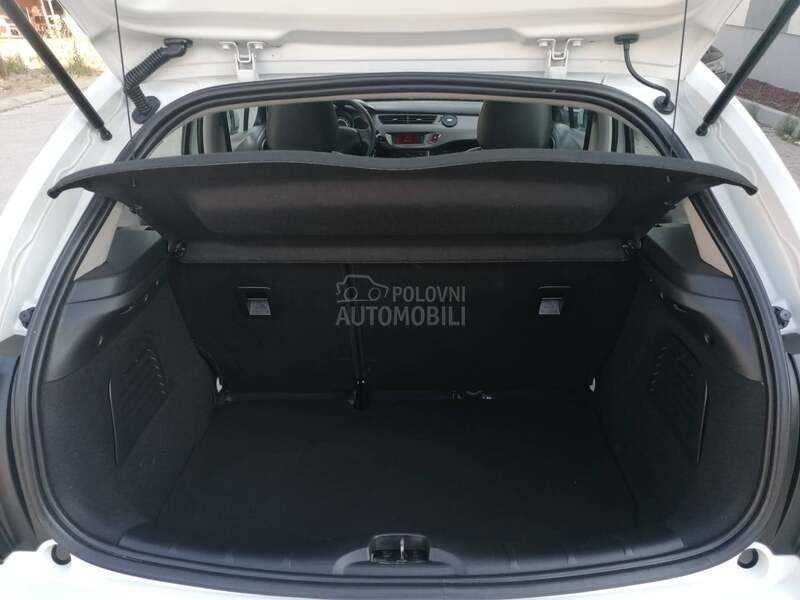 Citroen C3 1.2i SELECTION CH