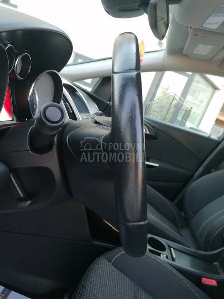 Opel Astra J 1.4i ESSENTIA CH