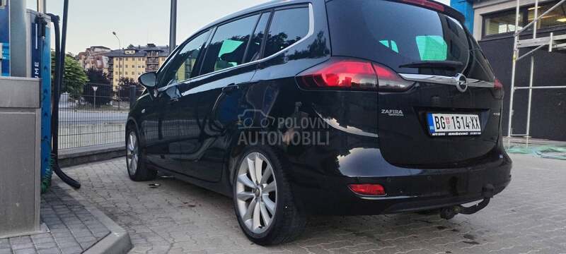 Opel Zafira Tourer