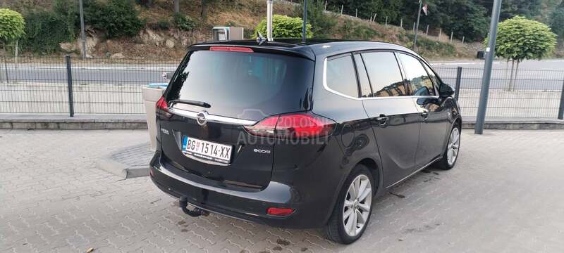 Opel Zafira Tourer