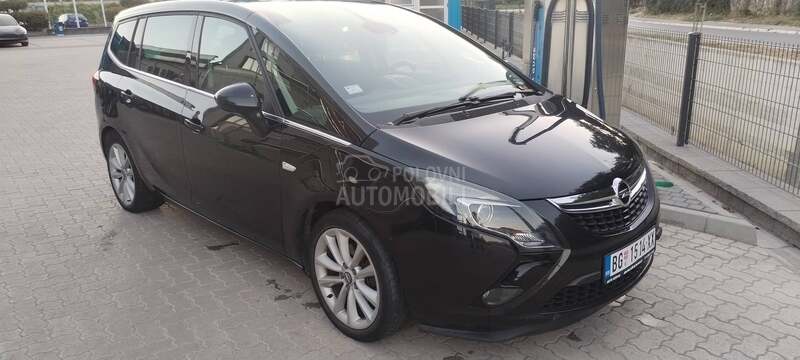 Opel Zafira Tourer