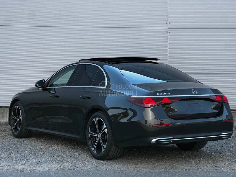 Mercedes Benz E 220 Distr./Pano/ACC/DCC