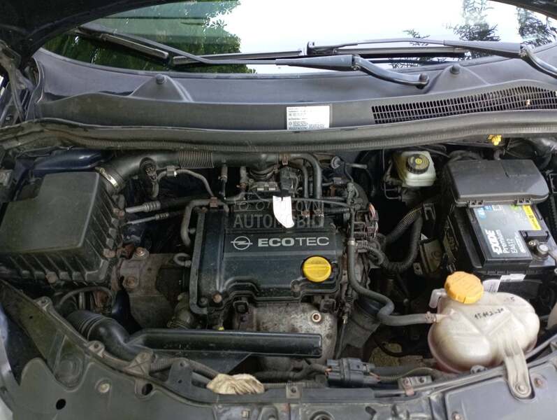 Opel Corsa D 1.0 eco tec