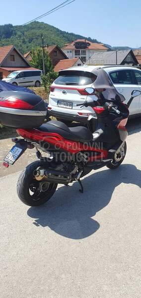 Gilera nexus 500