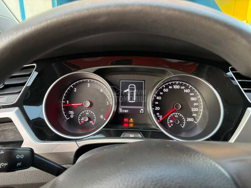 Volkswagen Touran 2.0 TDI
