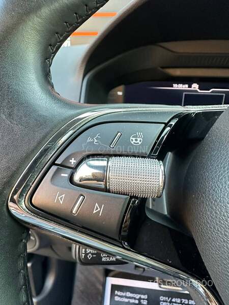 Škoda Karoq DSG VIRTUAL HROM