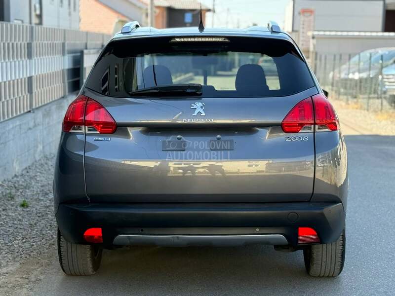 Peugeot 2008 1.6 BLUEHDI NAVl