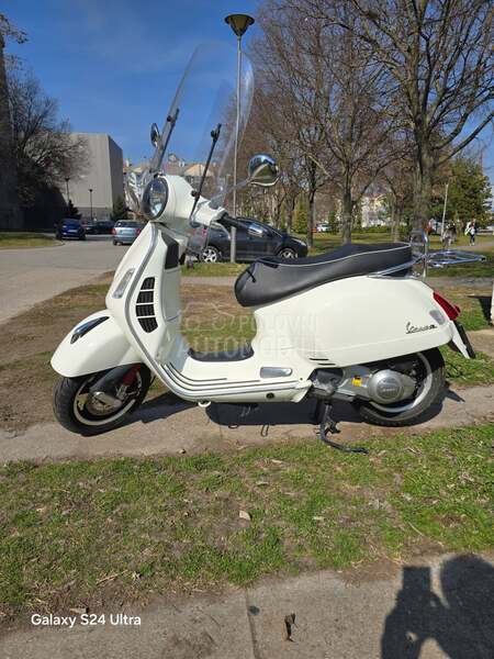 Vespa Gts300