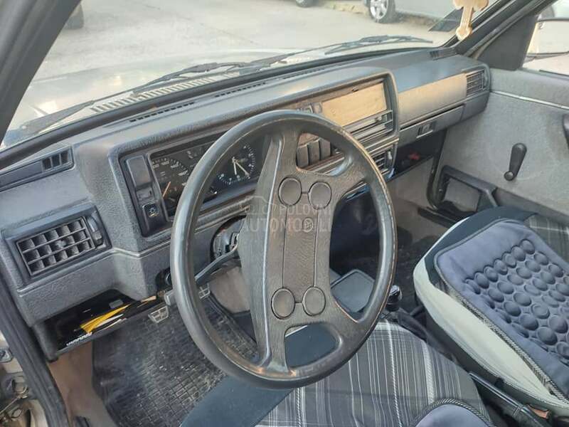 Volkswagen Golf 2 