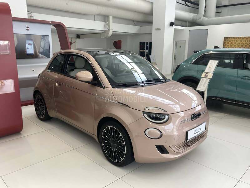 Fiat 500e La Prima