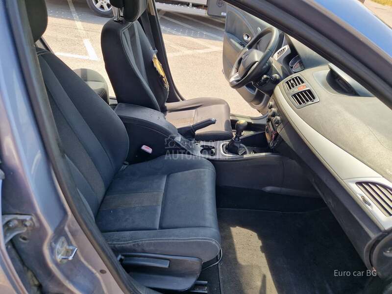 Renault Megane A K C I J A