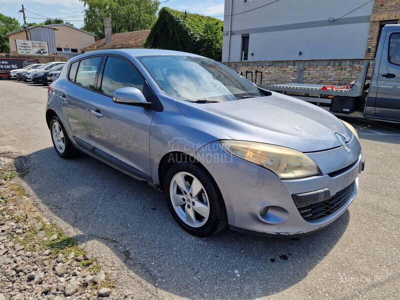 Renault Megane A K C I J A