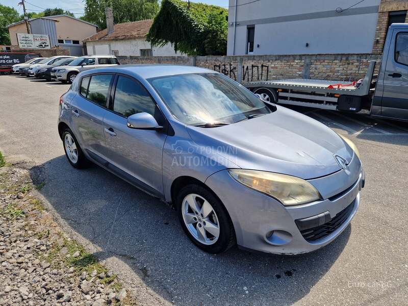 Renault Megane A K C I J A