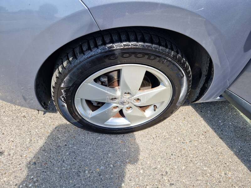 Renault Megane A K C I J A