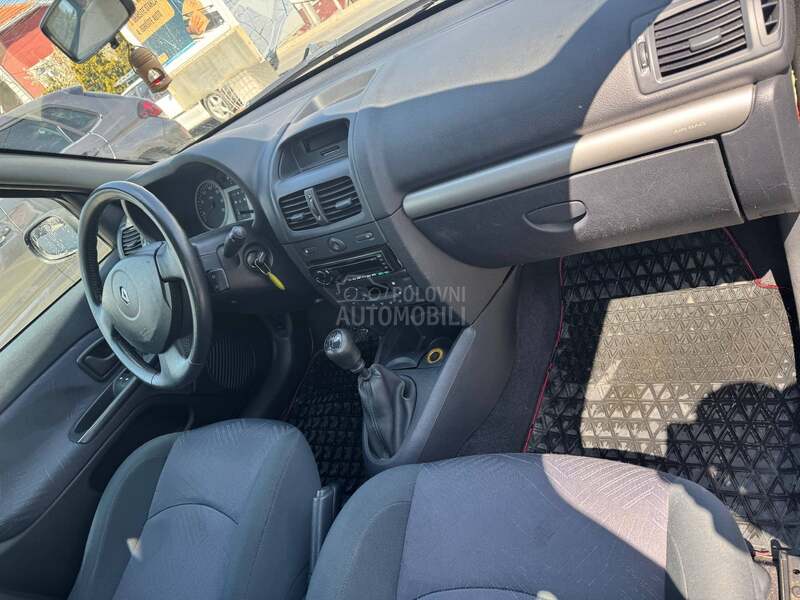 Renault Clio 1.4 16v