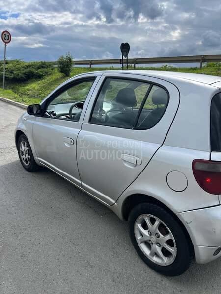 Toyota Yaris 1.0 VVTI