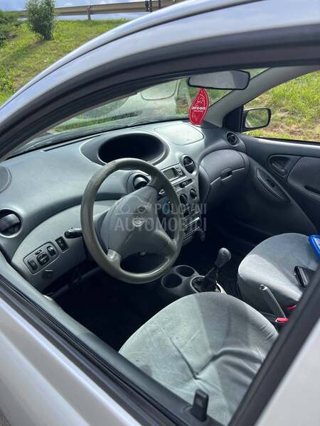 Toyota Yaris 1.0 VVTI