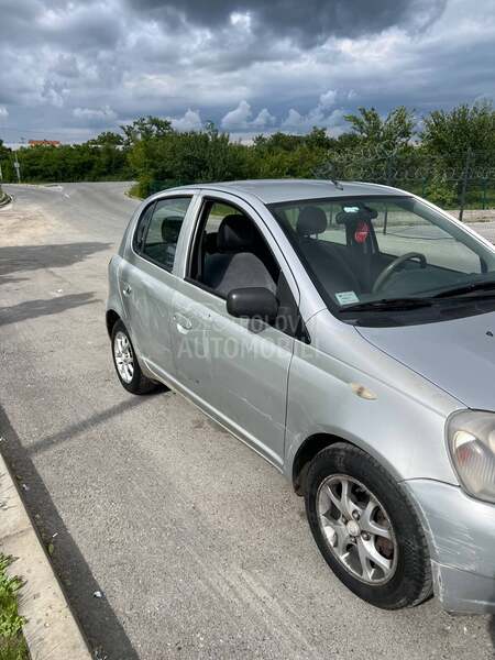 Toyota Yaris 1.0 VVTI