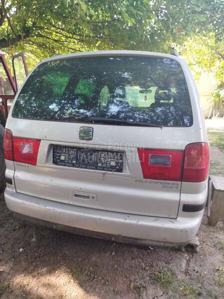 Seat Alhambra 1.8
