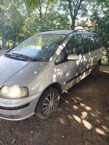 Seat Alhambra 1.8