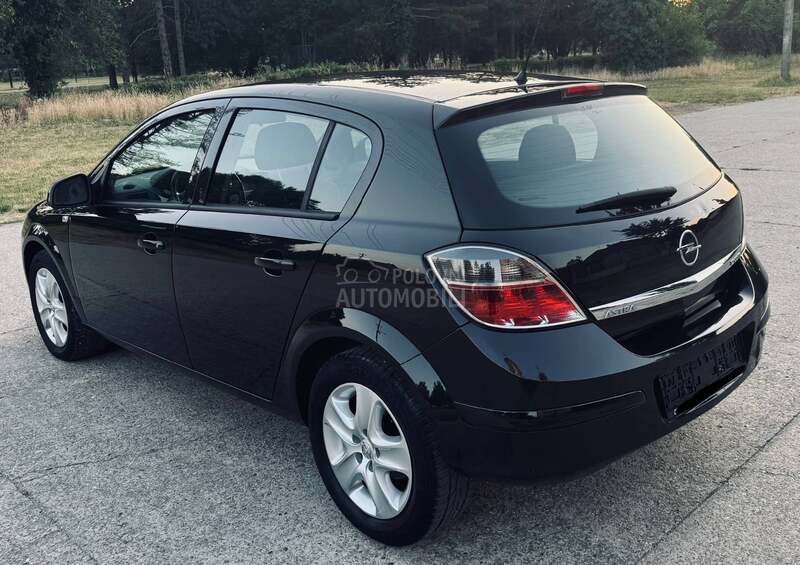 Opel Astra H 1.7 CDTI