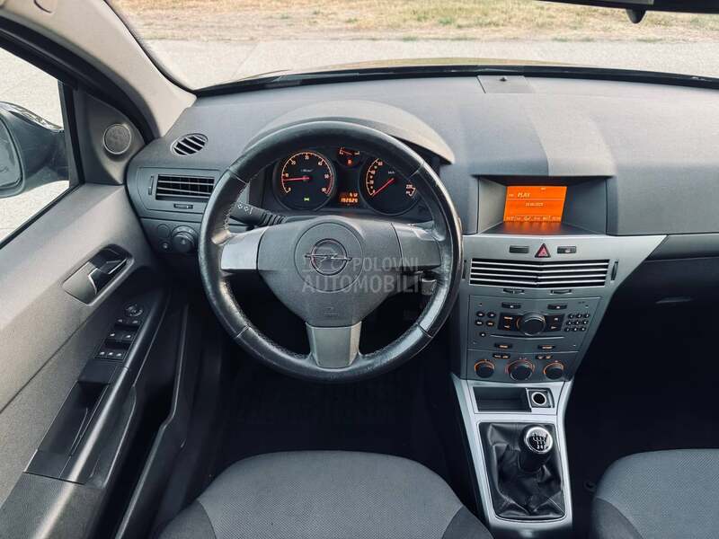 Opel Astra H 1.7 CDTI