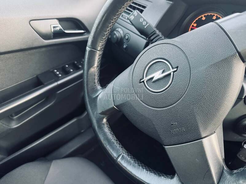 Opel Astra H 1.7 CDTI