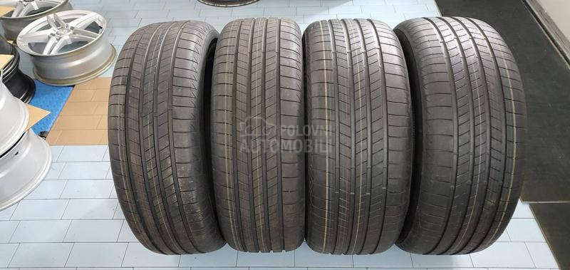 Bridgestone 235/55 R19 Letnja
