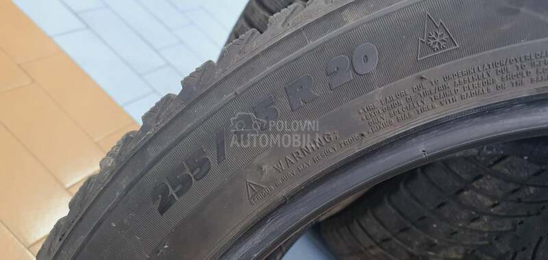 Michelin 255/45 R20 Zimska