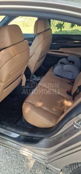 BMW 730 