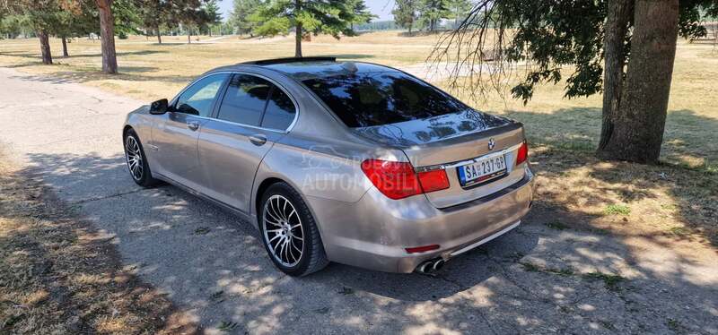 BMW 730 