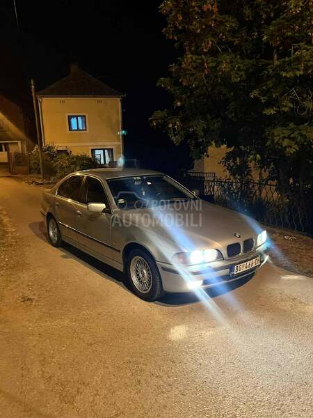BMW 525 E39