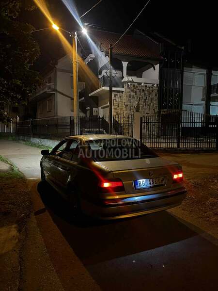 BMW 525 E39