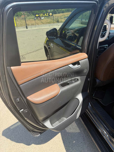 Mercedes Benz X klasa 350D